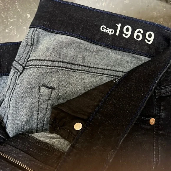 Gap jeans - Picture 1 of 3